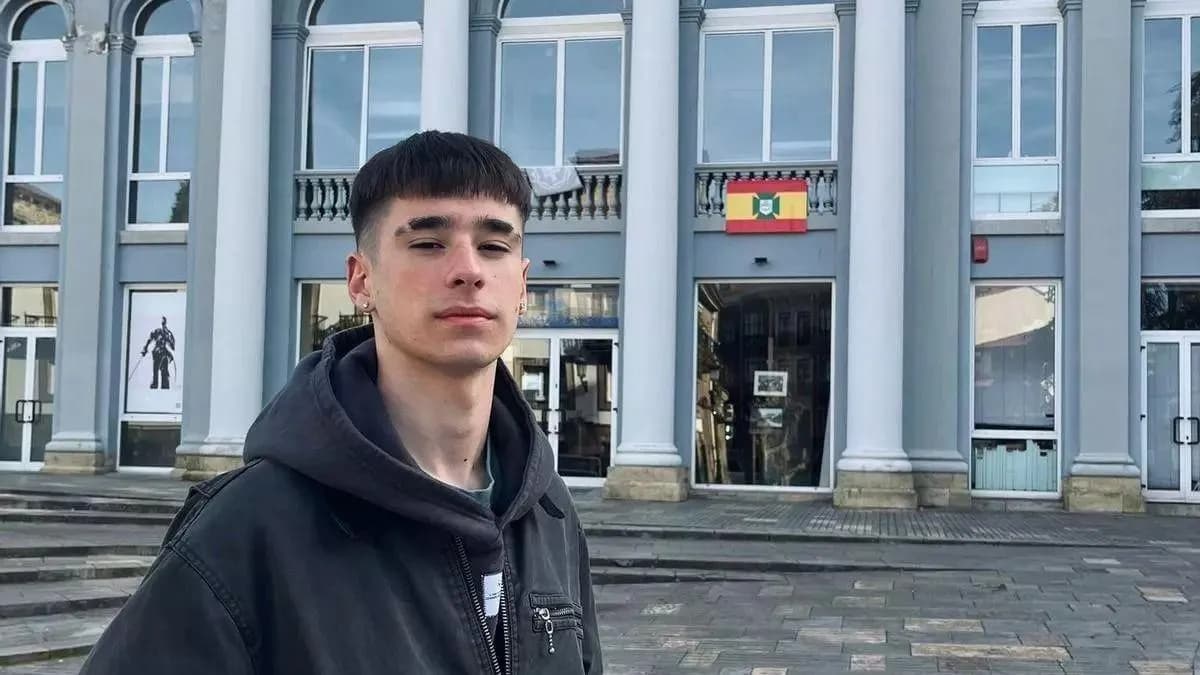 Aarón Martínez, el joven artista que inaugura su primera exposición