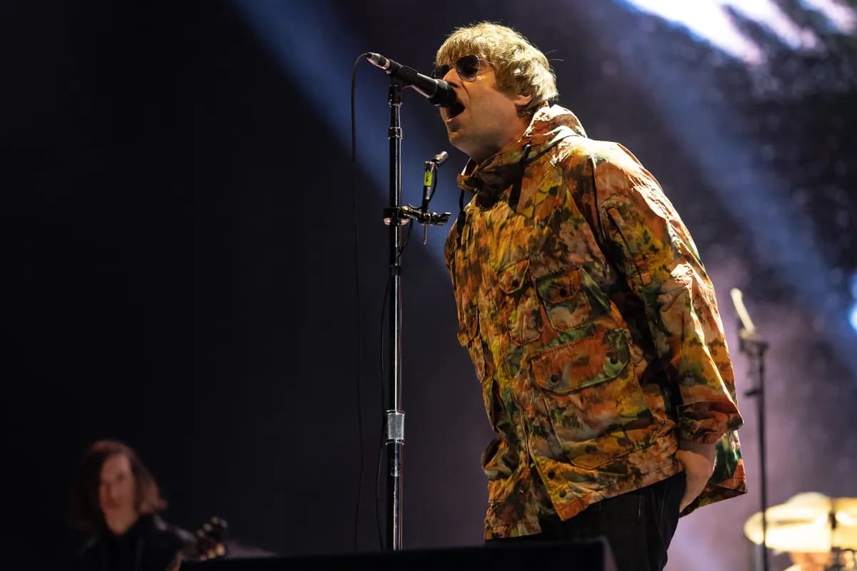 Los hermanos Gallagher presentan su documental en Venecia