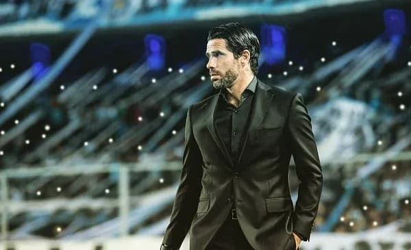 Fernando Gago recibe alta médica tras infarto y sigue en recuperación