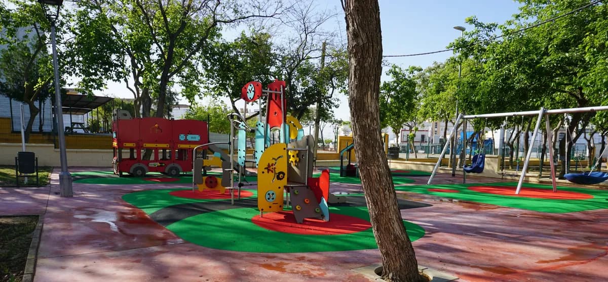 Soletes en la Luna: Talleres artísticos en Lebrija