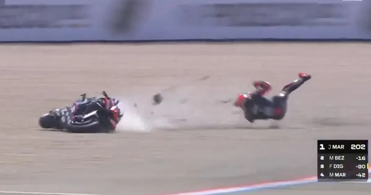 Marco Bezzecchi se recupera tras caída en el Gran Premio de Assen