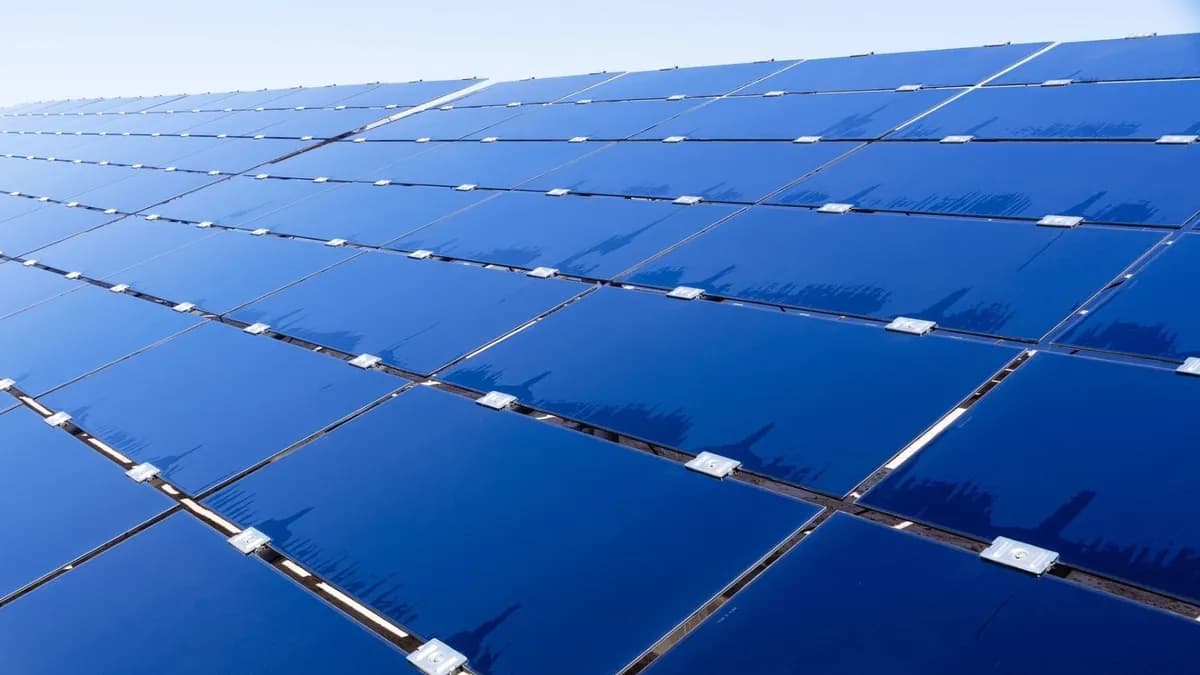 Nuevas plantas de bombeo solar en Valdecañas benefician a 564 agricultores