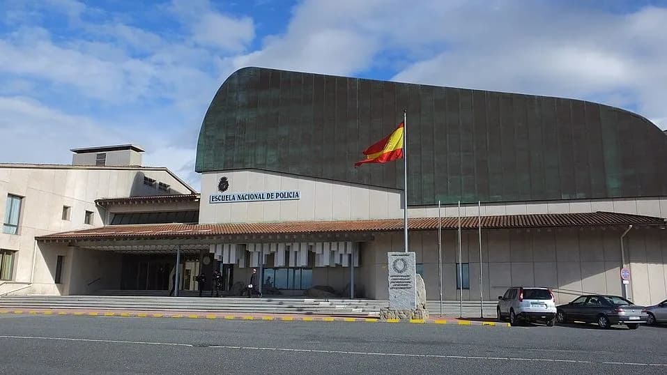 2.500 alumnos inician su formación en la Escuela Nacional de Policía