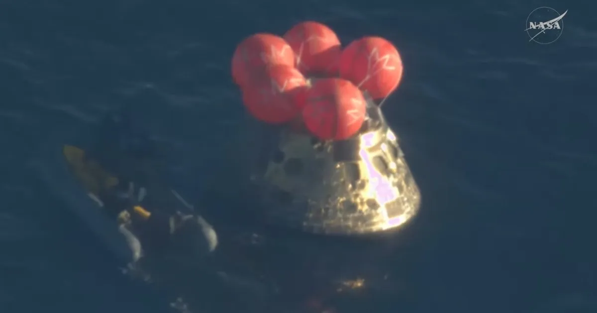 La cápsula Orión completa con éxito la misión Artemis II