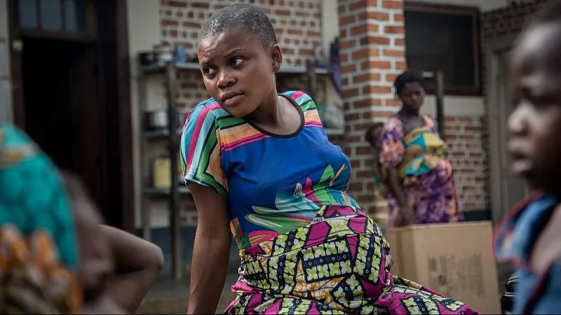 'Por Arte de Madre' apoya la maternidad en el Congo