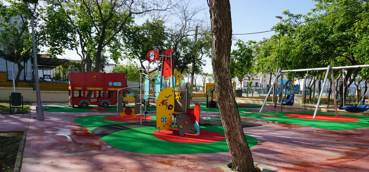 Soletes en la Luna: Talleres artísticos en Lebrija