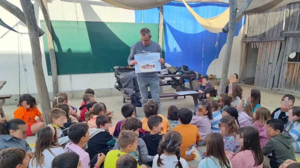 Talleres de pesca en Sort fomentan la sostenibilidad ambiental