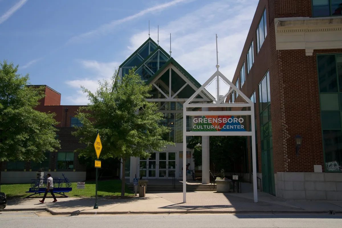 Greensboro celebra el arte con eventos gratuitos en mayo