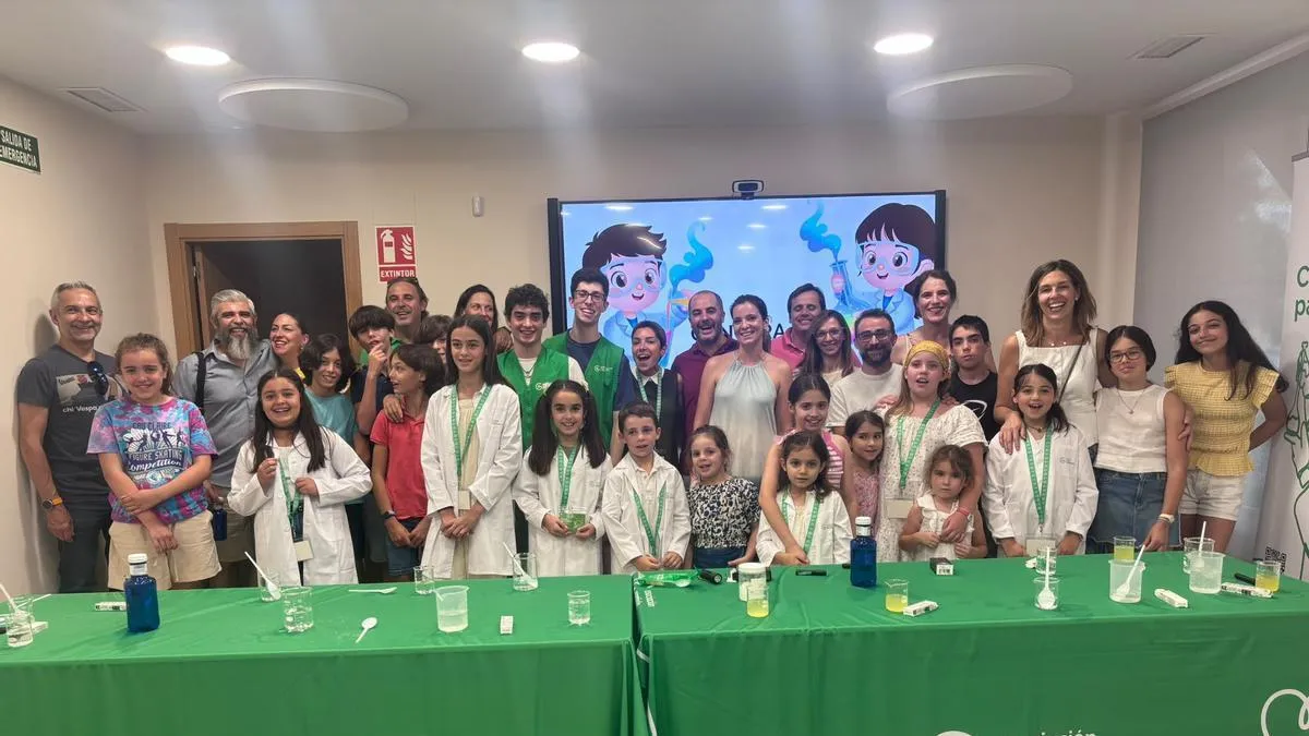 Siete escolares de Cáceres se convierten en pequeños investigadores